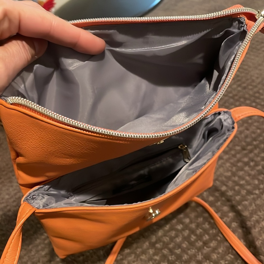 Cute orange handbag from Wild Fable. BRAND NEW NEVER USED. - Picture 7 of 8
